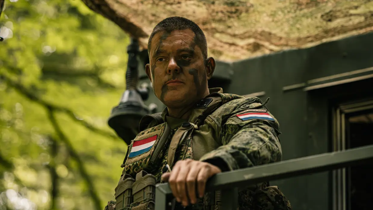 Compagniescommandant van 11BEVO, Majoor Douwe in gevechtsuitrusting.