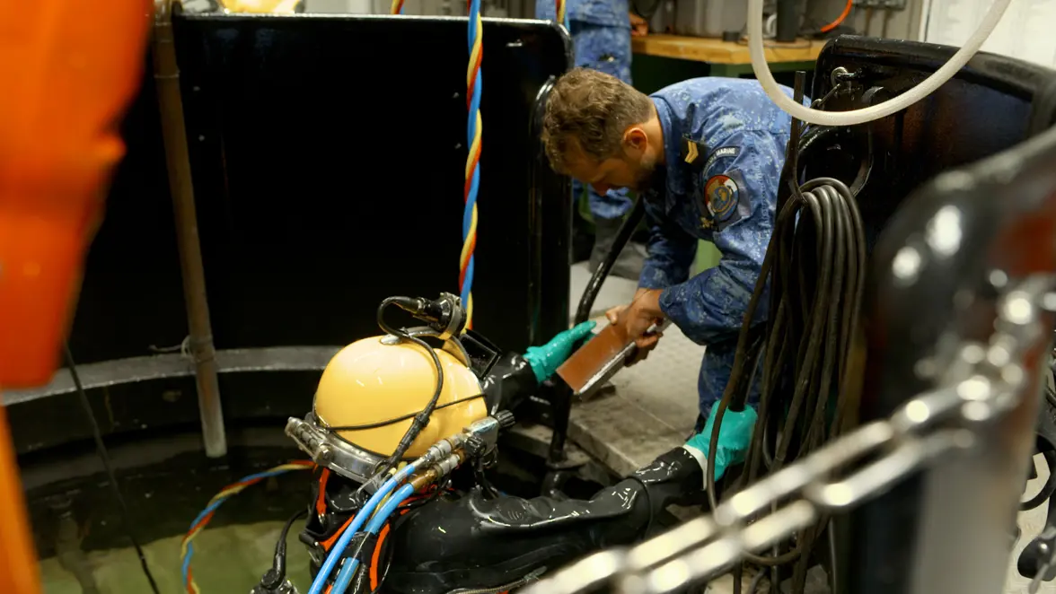 Duikleider van de Defensie Duikgroep
