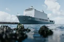 Zr.Ms. Johan de Witt in de haven van Den Helder. 
