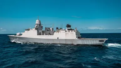  en de De Ruyter op volle zee.