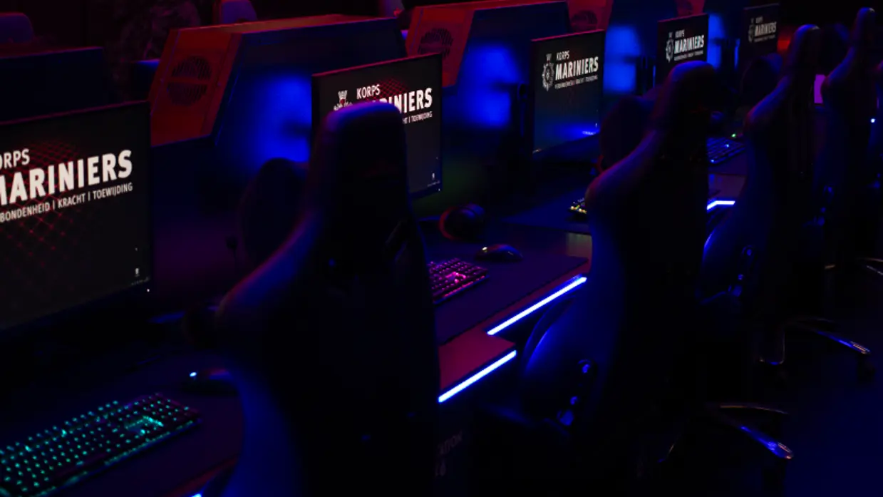 Overzichtsfoto van de game room. 