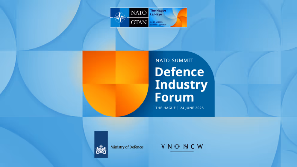 Logo NATO Summit Defence Industry Forum.