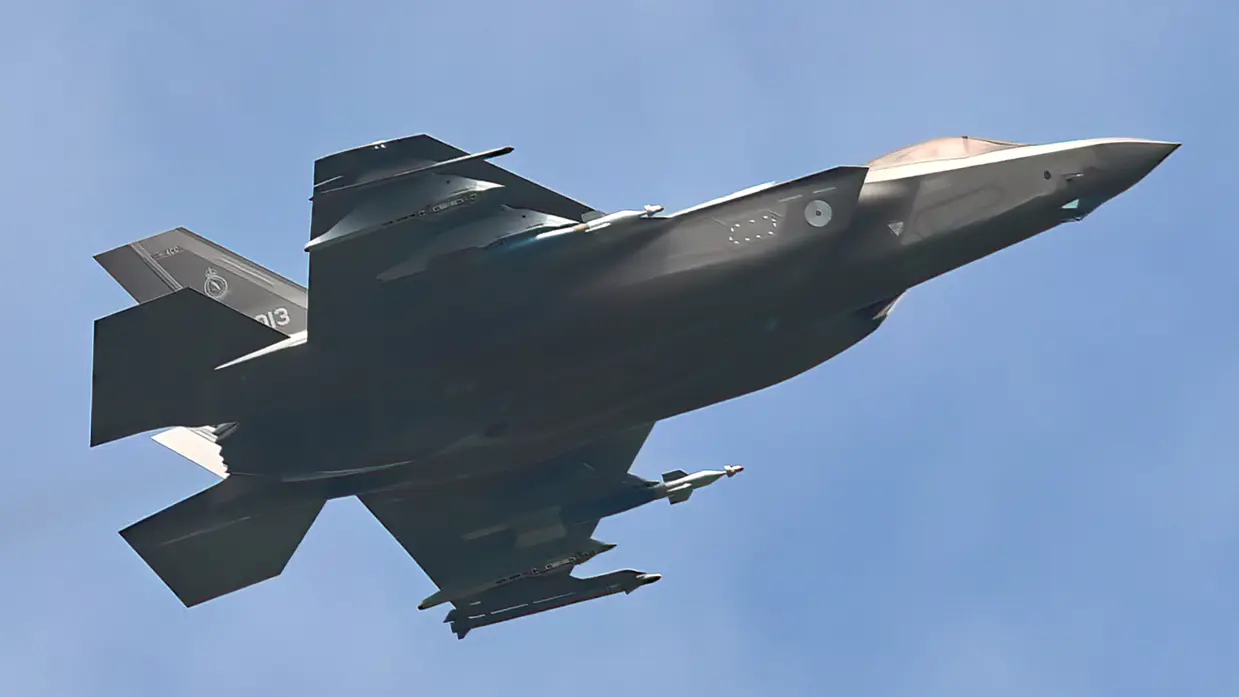 F35