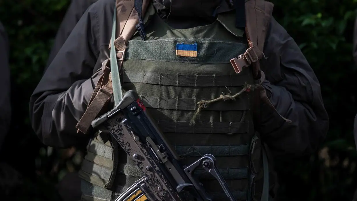 Een Oekraïense militair.